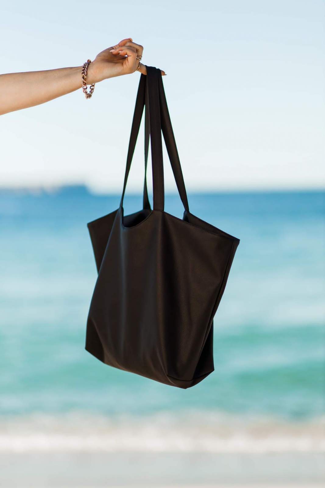TOTE BAG.